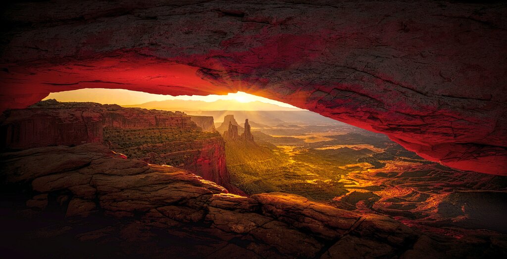Beautiful canyon in Arizona: best states for RV living
