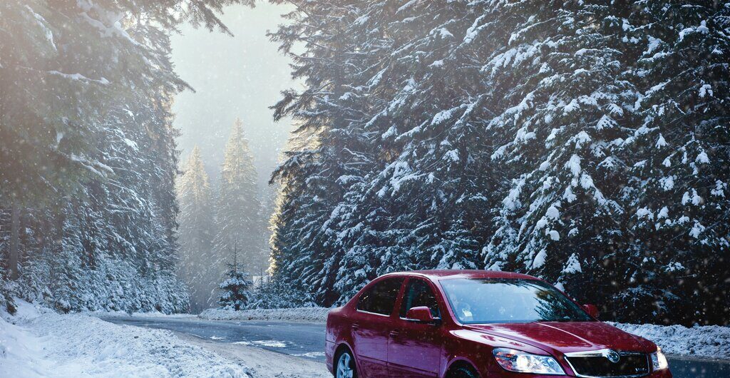 How to Protect Your Car from Snow Without a Garage