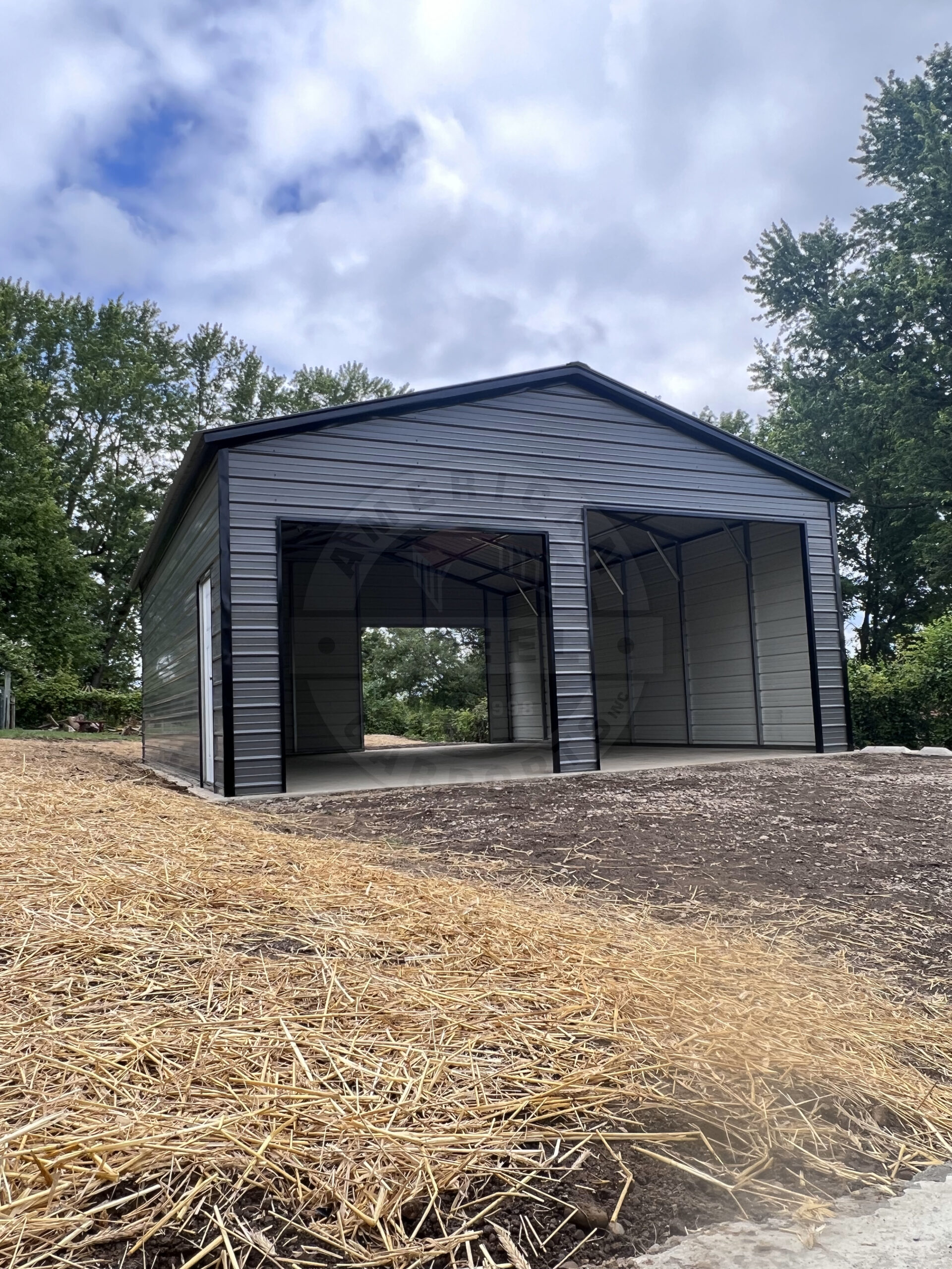 Minerva MN Metal Garage - Image 3