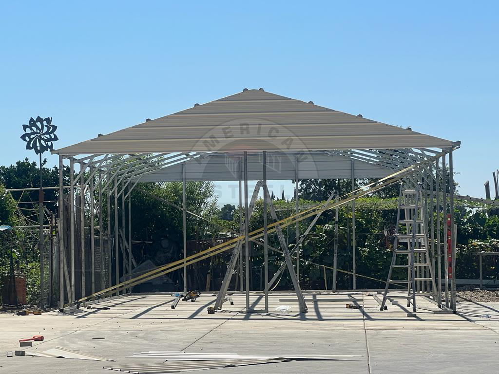 Follett TX Metal Garage