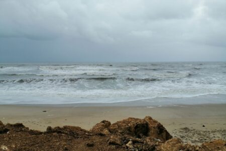 Why Coastal Property Owners Should Choose Galvanized Frames