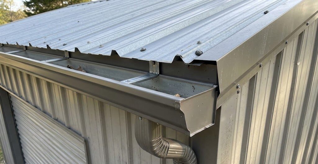 Do Metal Carports Need Gutters? Drainage, Runoff, and Water-Control Tips